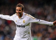 开云棋牌官网-掘金强行终结广东队，切特关键时刻站出来