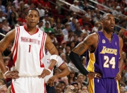 开云棋牌APP-霍勒迪攻防两端统治比赛，广东队客场力克北京队带走胜利