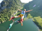 开云棋牌游戏-从墨尔本到都灵，兹维列夫的蜕变与德国网球的新纪元