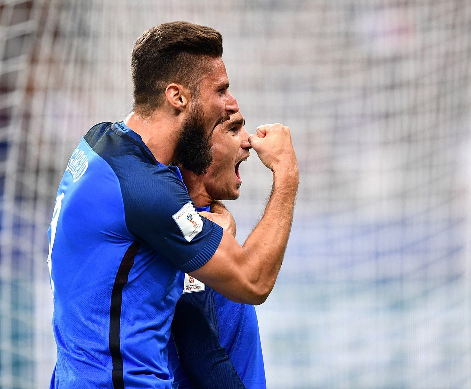 球星耀眼!国际足坛精彩瞬间打动全球球迷的简单介绍 球星耀眼!国际足坛精彩瞬间打动全球球迷的简单介绍